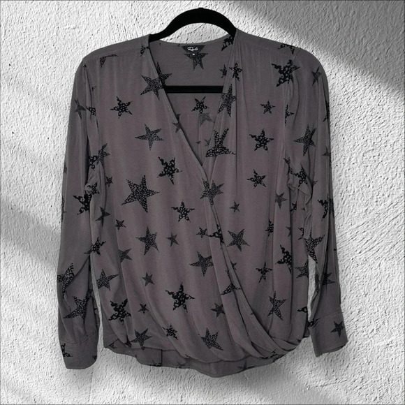 Rails Medium Hillary Charcoal Cheetah Stars Blouse Top Preppy Classic Neutral - Picture 1 of 14